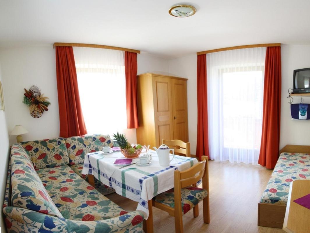 Ferienhaus Rosi Sankt Martin am Tennengebirge Room photo